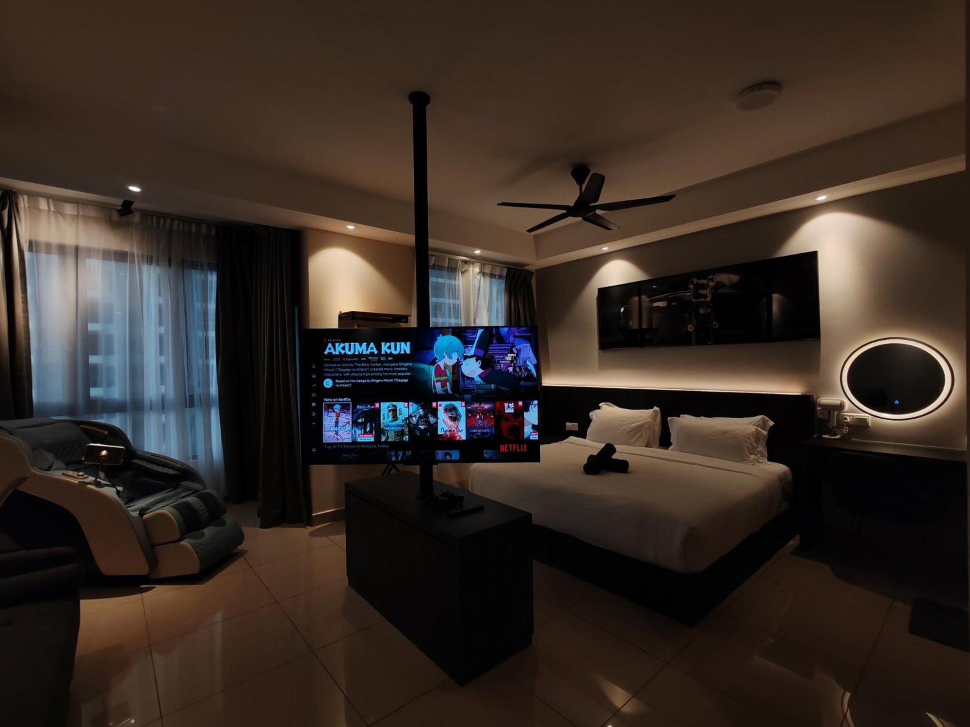 Luxury Couple Suites L Free Netflix L Massage Chair L Bathtub L Wifi 200Mbps L Town Area Bali Residence Malacca Exterior photo